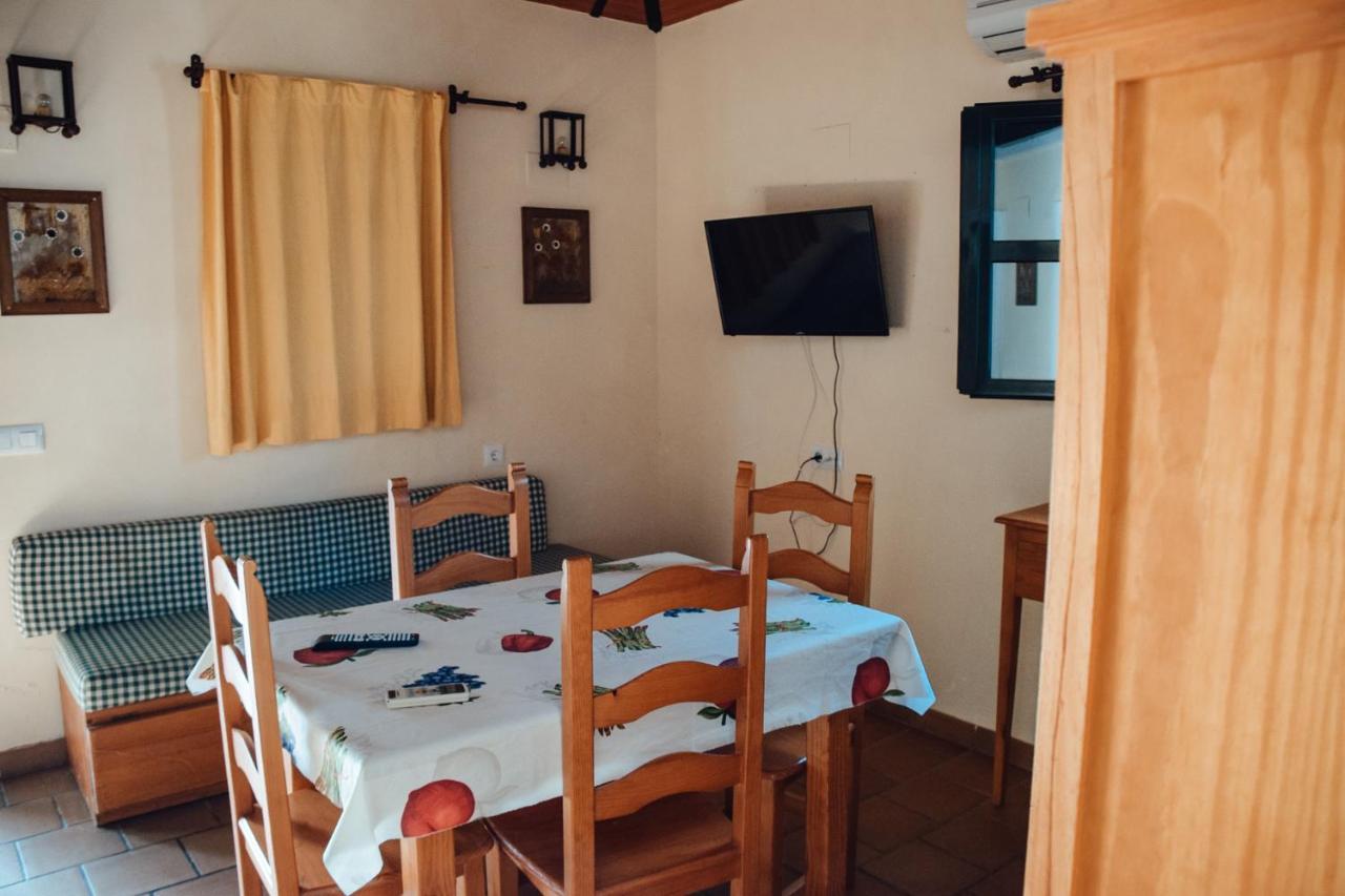 Camping La Aldea El Rocio Bagian luar foto