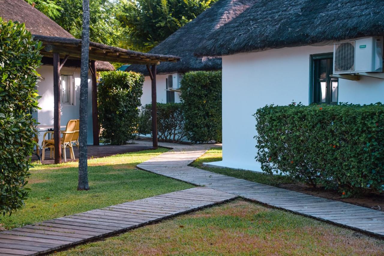 Camping La Aldea El Rocio Bagian luar foto