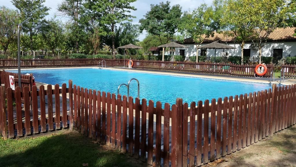 Camping La Aldea El Rocio Bagian luar foto